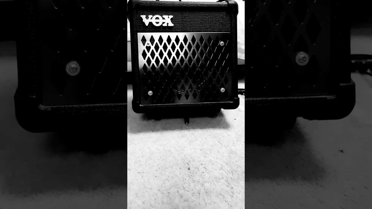 VOX DA5 AMP