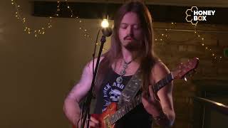 Tyler Kent - Viper (Instrumental) - Honey Box Live, Series 9, Episode 1