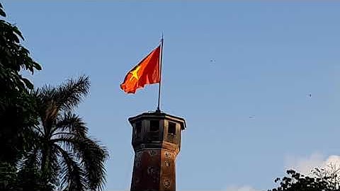 CDBHB116. Buổi sáng tại Cột cờ Hà Nội và Công viên Lê Nin
