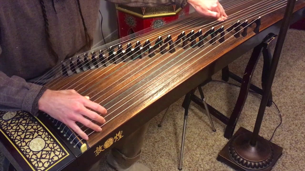 高山流水 古筝 (Guzheng High Mountain Flowing Water) YouTube