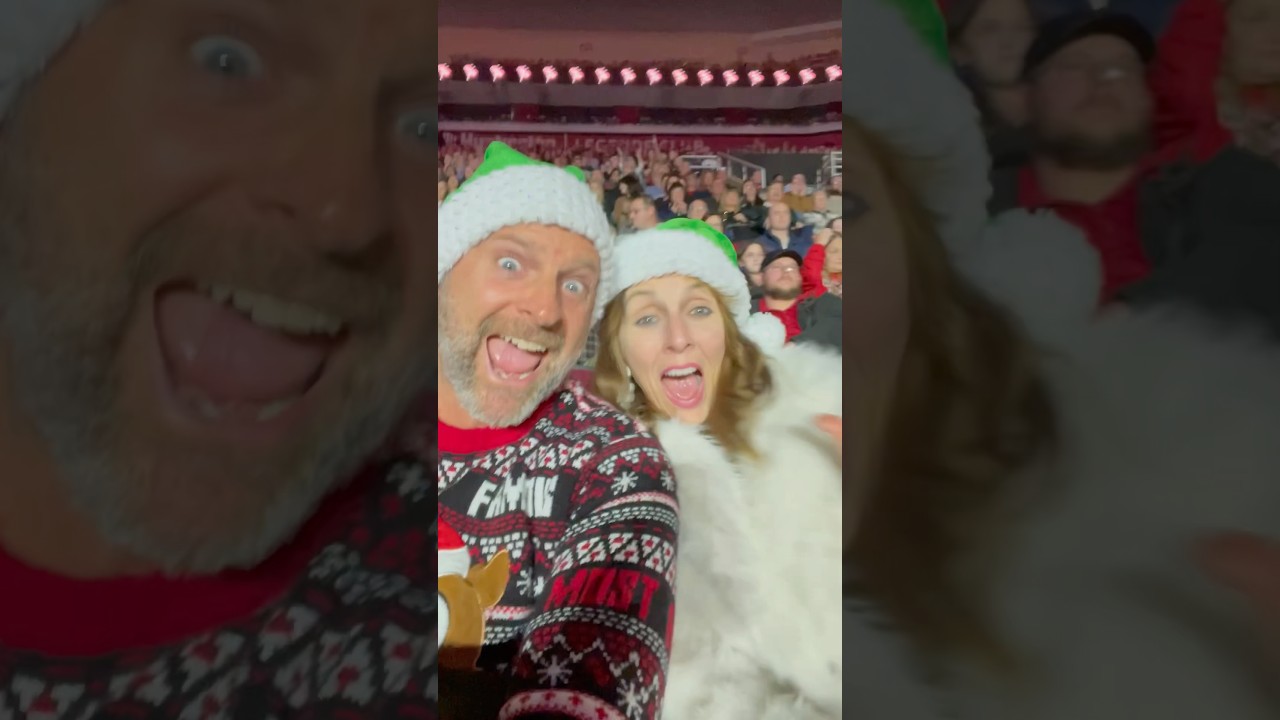 YouTube에서 Trans Siberian Orchestra Sing-A-Long! #cleveland #transsiberianorchestra #christmas #newyears #tso 보기 YouTube에서 Trans Siberian Orchestra Sing-A-Long! #cleveland #transsiberianorchestra #christmas #newyears #tso 보기