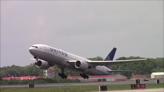 RARE! United Airlines 777-200 at Bradley International Airport