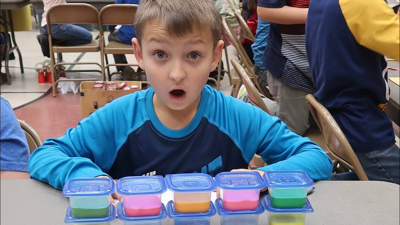 Cohen's HOLIDAY MINI MARKET! YouTube