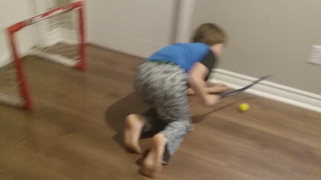 Mini hockey YouTube