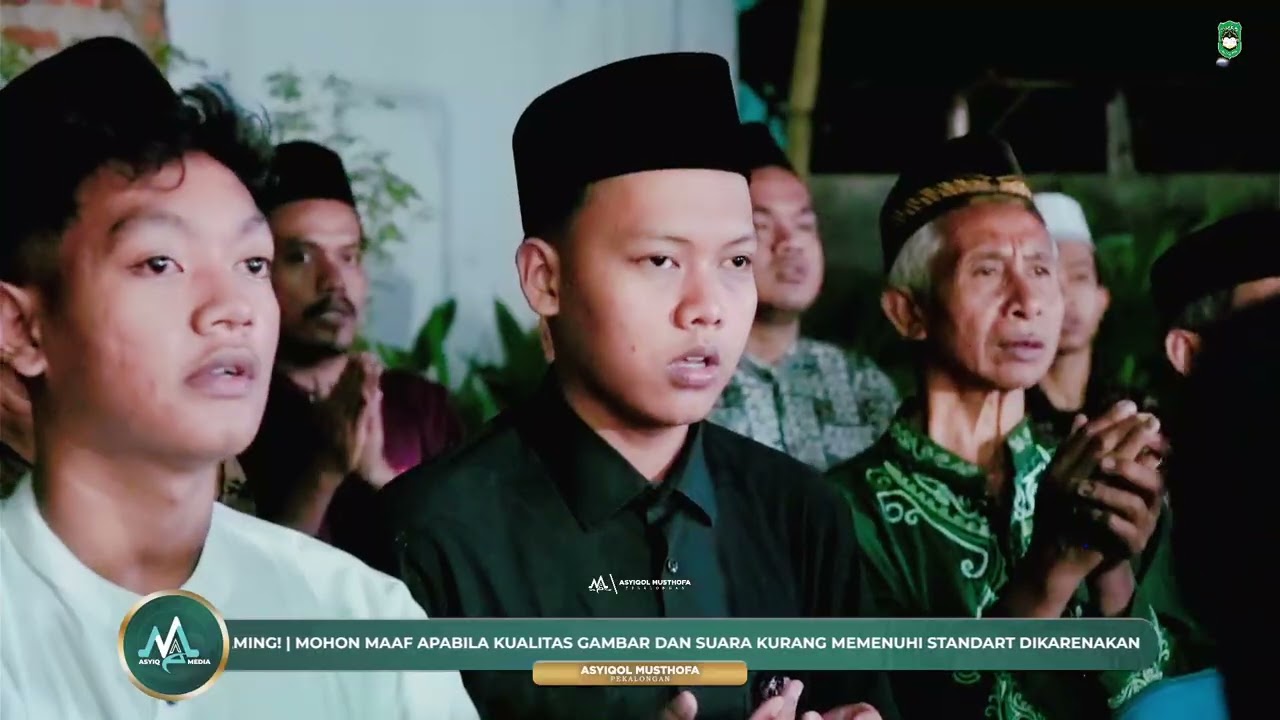 MIS NGALIAN BERSHOLAWAT BERSAMA ASYIQOL MUSTHOFA PART 7