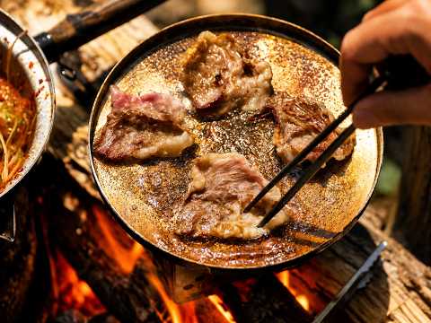 을지로 골뱅이에 차돌박이를 더했더니… 끝났습니다 🔥 | Euljiro Whelk &amp; Beef Brisket Wrap