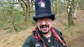 Woodland, hill and history walk
A walk up a hill through woodland with a fascinating link to our ancient history.
#alternative #goth #walking #wellbeing Woodland, hill and history walk