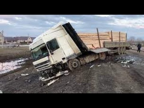 Девушка в лексусе текст
