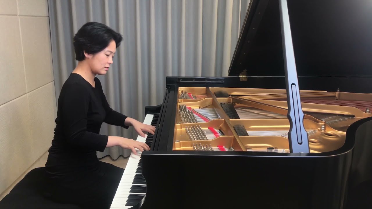 시월의 어느 멋진 날에 (On a Glorious Day in October :: Original Song - Danse Mot Vår by Elisabeth Andreassen)