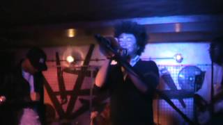 Jose James- It's All Over Your Body.( In Concert ).