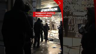 Milano, incappucciati assaltano negozio Decathlon