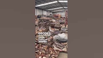 How cool! Did you know about this?! #crystals #amethyst #clusters #geodes #crystallovers #crystalso