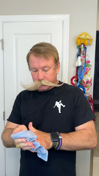@DeathGripWax  combo mustache wax. #bobandelliothismustache