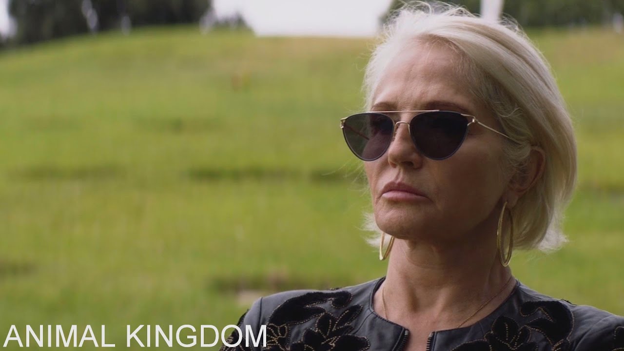 Animal Kingdom, Smurf, Janine Cody, Black Willow YouTube