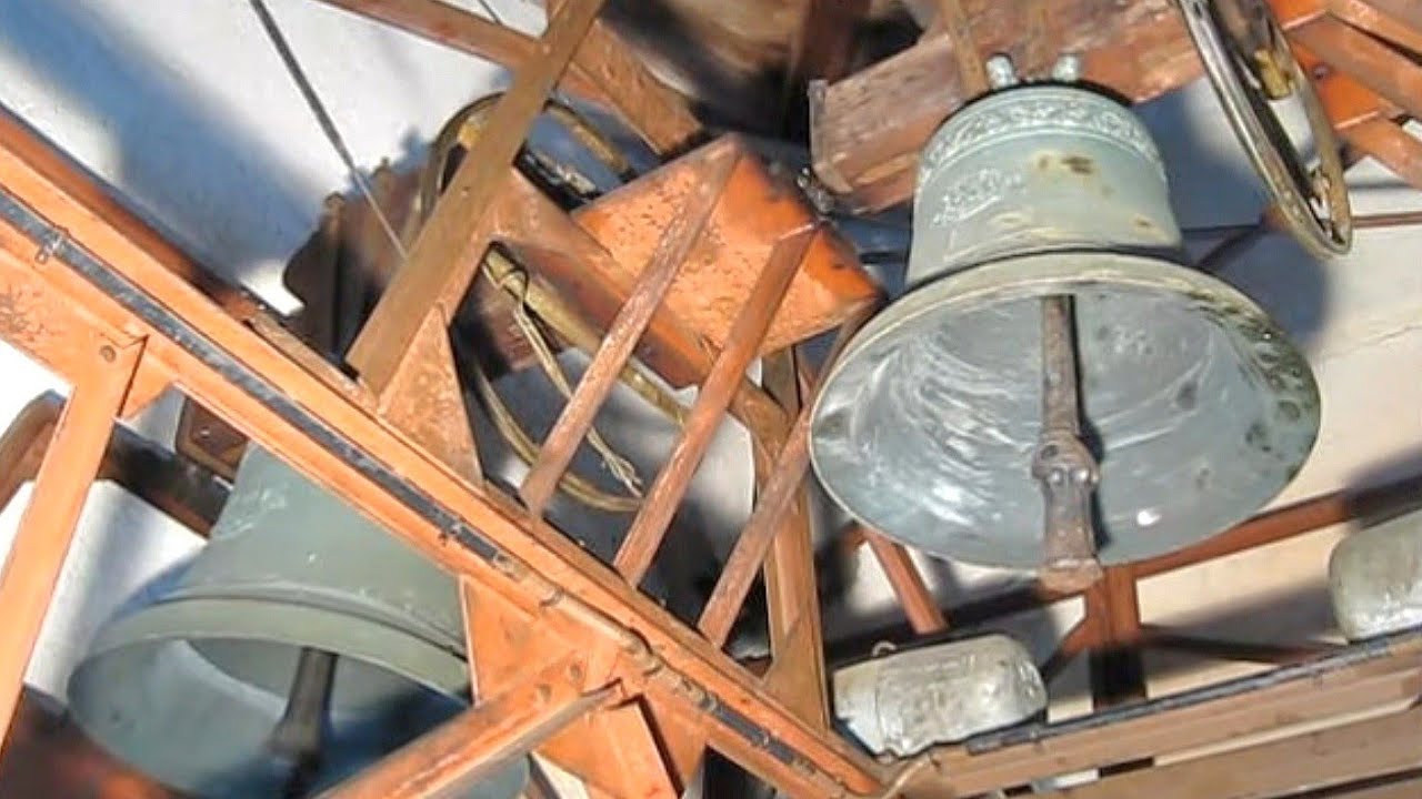 Obertilliach (Osttirol) Geläute der Pfarrkirche zum heiligen Ulrich