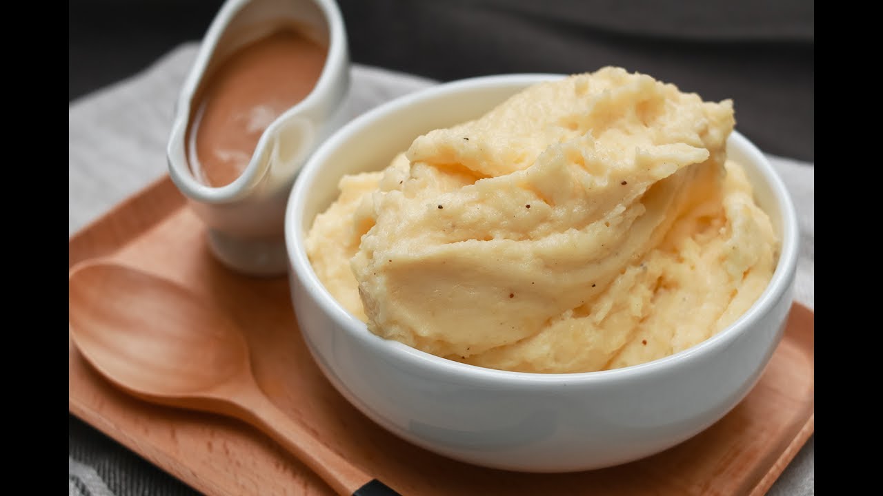มันบดกระเทียมย่าง Roasted Garlic Mashed Potato : พลพรรคนักปรุง