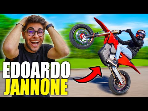 Try the 80 HP ELECTRIC MOTORCYCLE! (STARK VARG MOTARD)