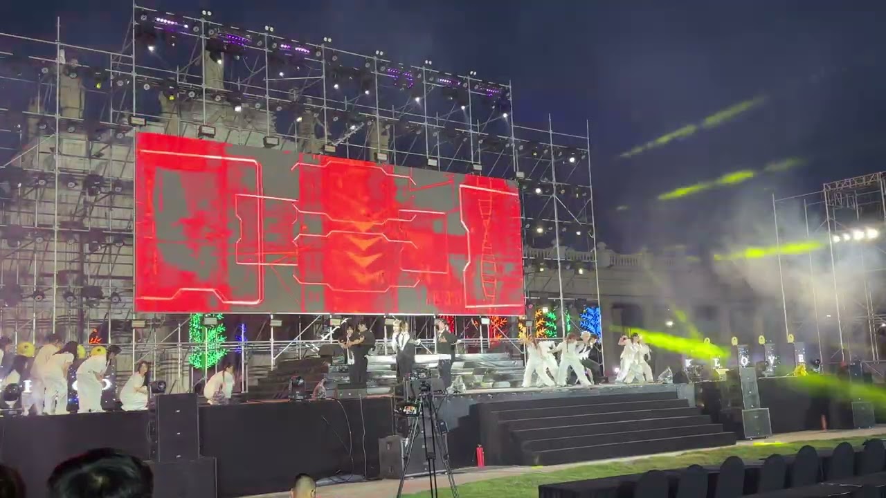 K-Food nhưng mà là góc chéo :v