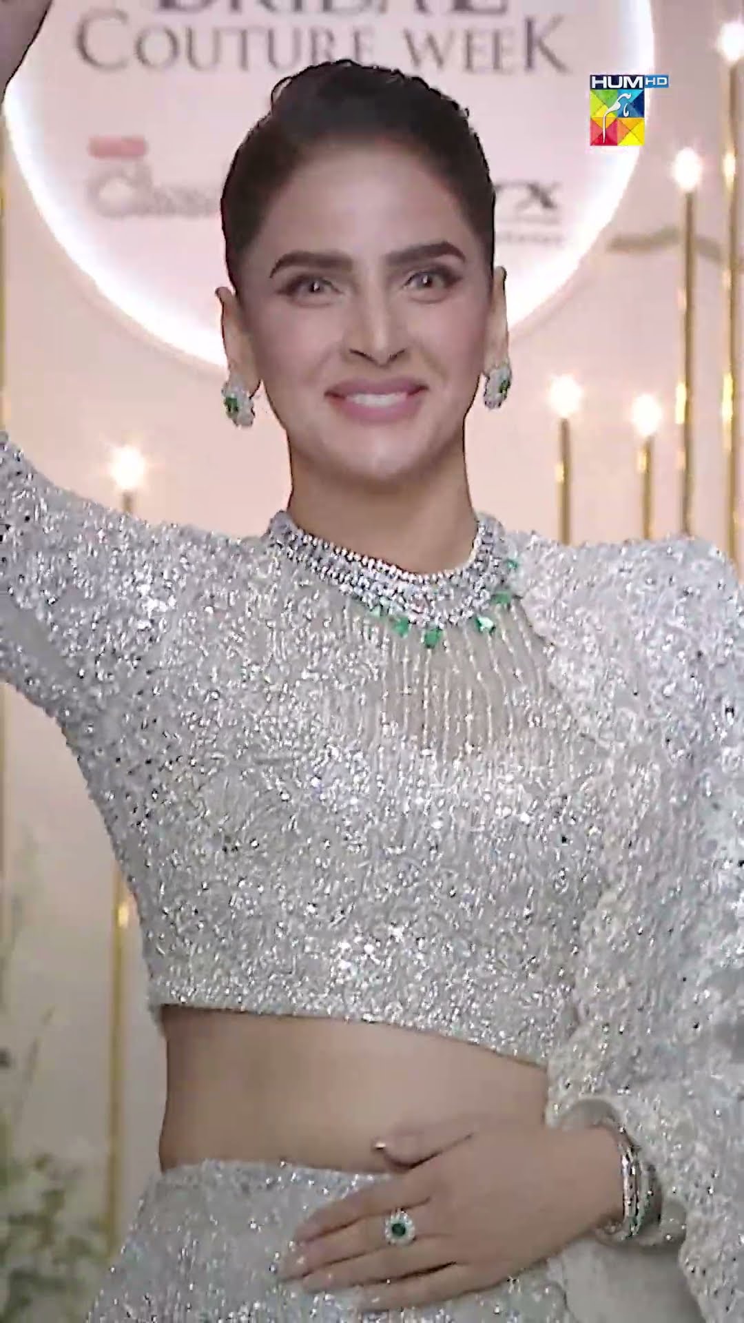 Saba Qamar Redefines Elegance With Her Stunning Ramp Walk! #HUMBridalCoutureWeek #SabaQamar