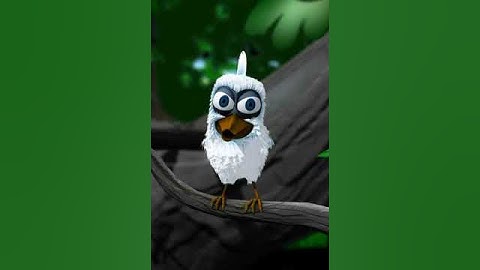 Talking Larry the bird gets claps