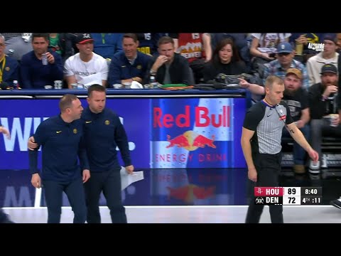 David Adelman shouts in the referee's face "WHAT THE F*CK IS WRONG WITH YOU?!" and gets ejected