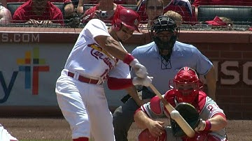 PHI@STL: Jay puts the Cards on the board with RBI hit