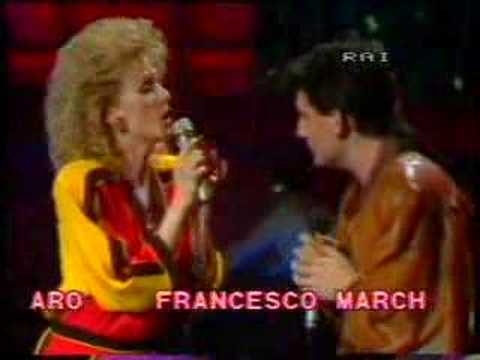 Loretta Goggi & Mango - Lei Verr