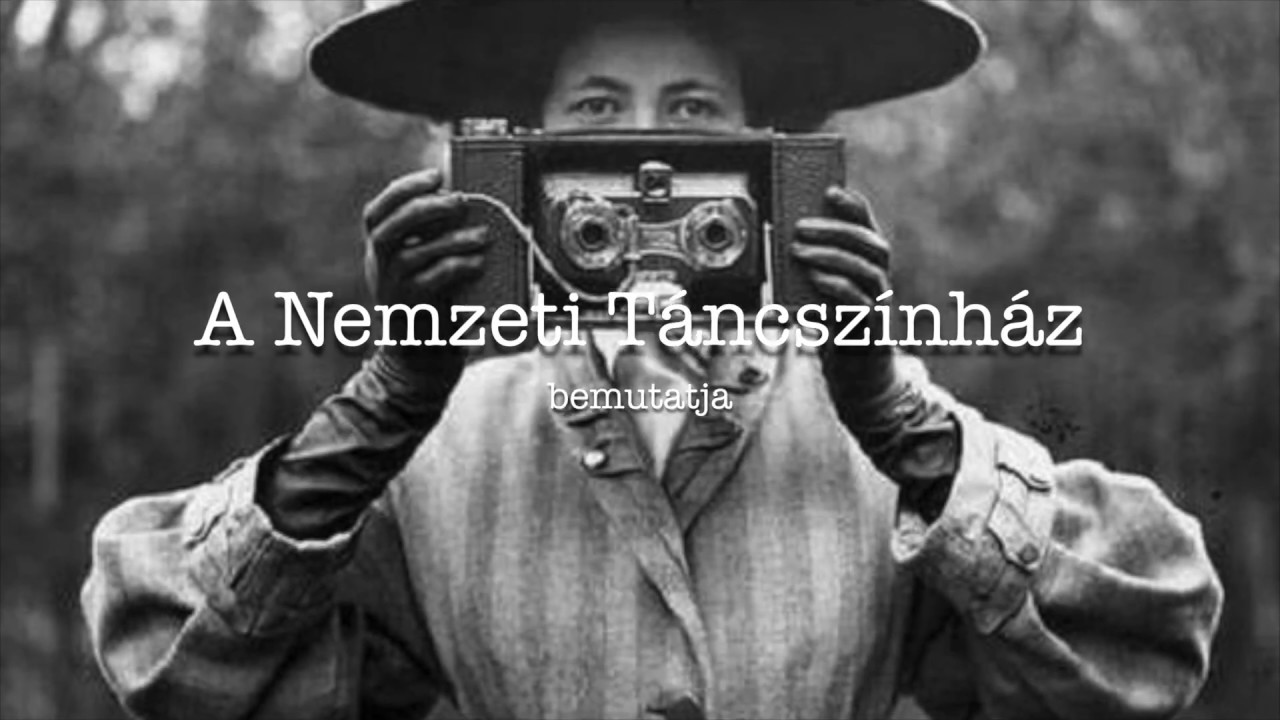 Нина лин 40х. Вивьен майер. Фотограф со старинным фотоаппаратом. Как называется приложение ретро фото. Обработка в винтажном стиле.