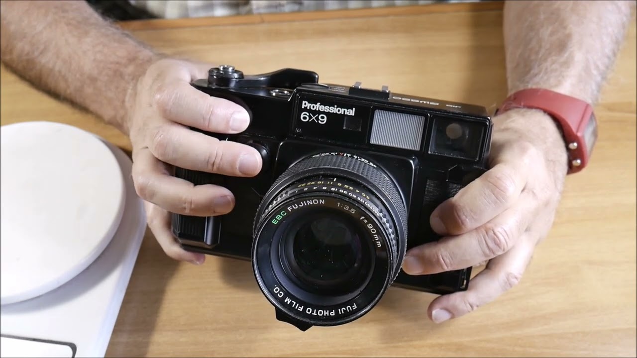 Fujica GW 690 pregi e difetti conviene comprarla? Con foto di