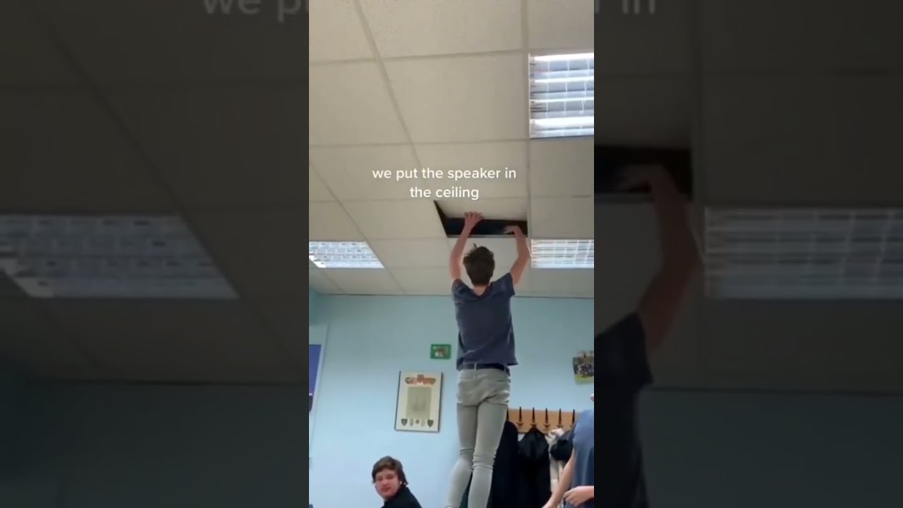 BEST PRANK Prank Teacher Reaction School Students Bluetoothspeaker Popular