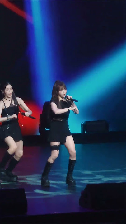 NMIXX (엔믹스) - Party O'Clock | K-Wave Super Concert Malaysia | 250831 #nmixx #kpop #kpopshorts
