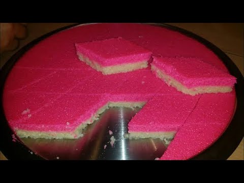 طريقة عمل حلاوة السميد الملونة