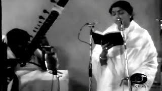 Lata Mangeshkar Live 1970 - 2002 Part 1