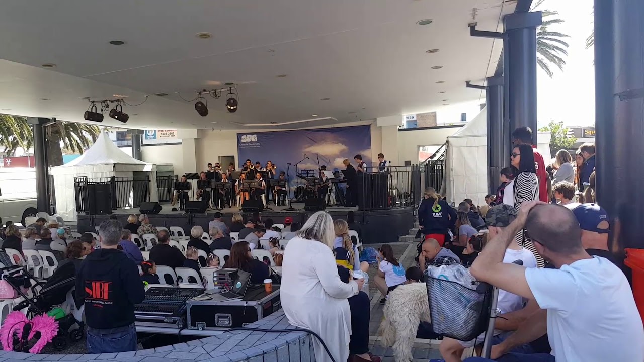 Australia Cronulla festival performance