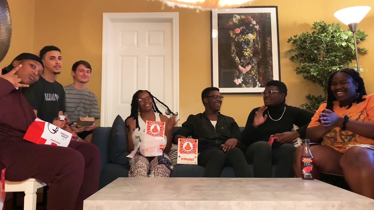 Pitch Slapped Fast Food Chicken Mukbang and Q&A (Auditions!!) adlı videoyu YouTube'da izle Pitch Slapped Fast Food Chicken Mukbang and Q&A (Auditions!!) adlı videoyu YouTube'da izle