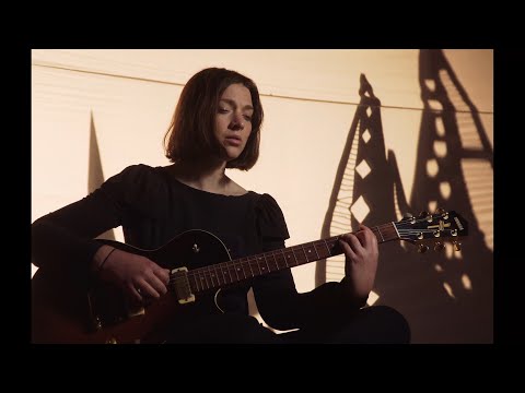 Hannah Ashcroft - Shadow (Official Video)