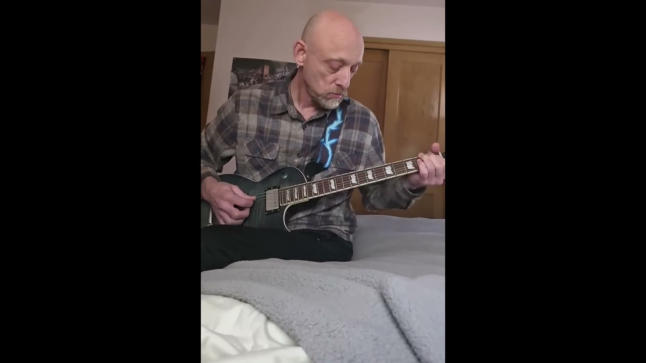 The loop you won't want to leave. 🔄🎸 