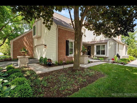 113 Whittington Course, St Charles, IL home video tour