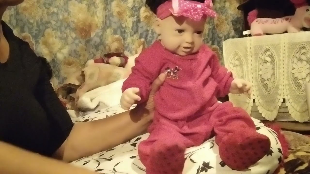 23inch Silicone baby girl having a change of garment to join her ivita silicone  twin brother .