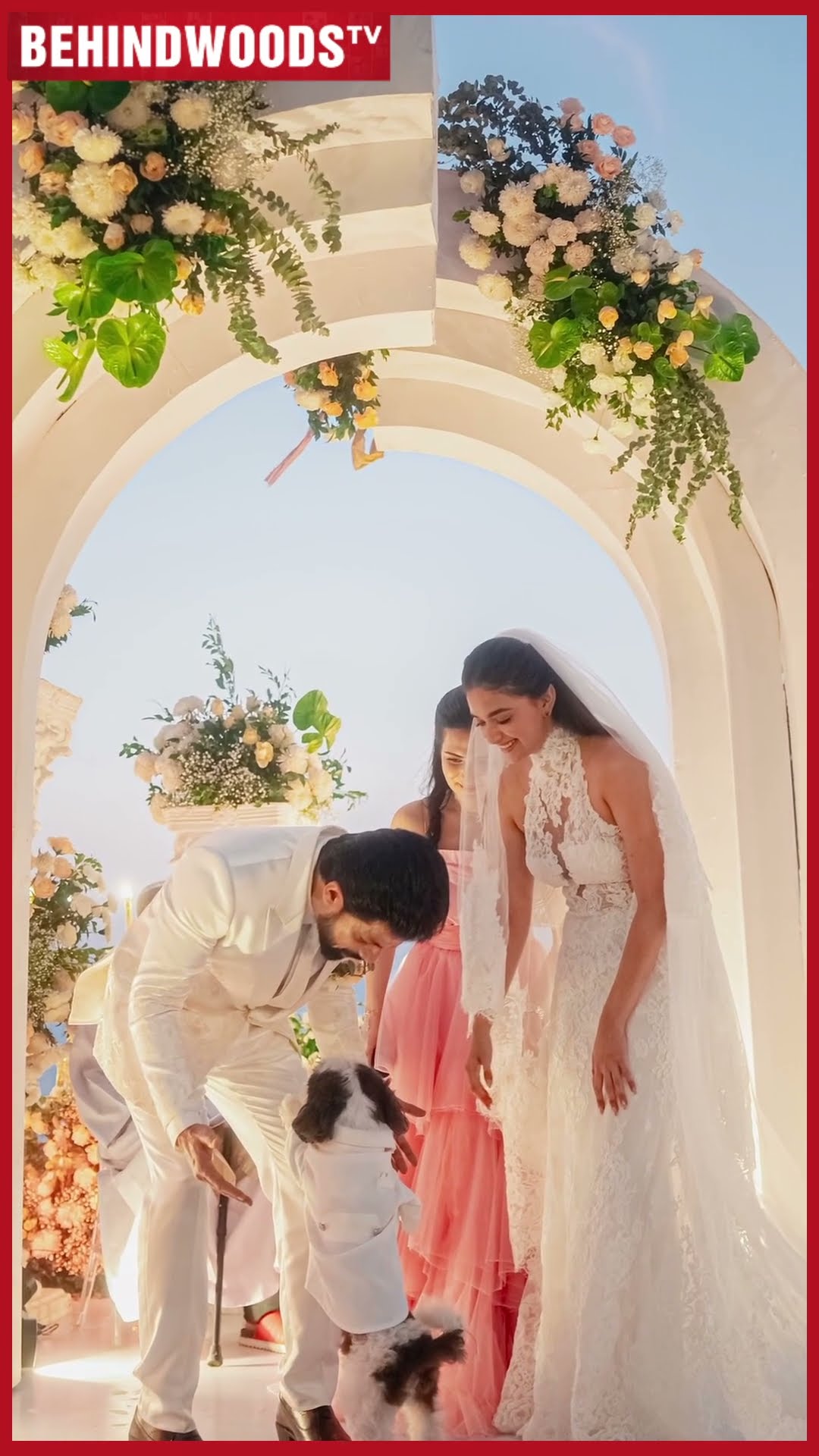 Keerthy Suresh,Antony Thattil Church Wedding ? மாப்ள கைய பிடிச்சு அழகா வந்த Keerthy Suresh