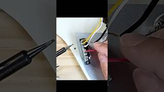 Celebrity Strat HSS Wiring Trick for PERFECT Tone! Profile
