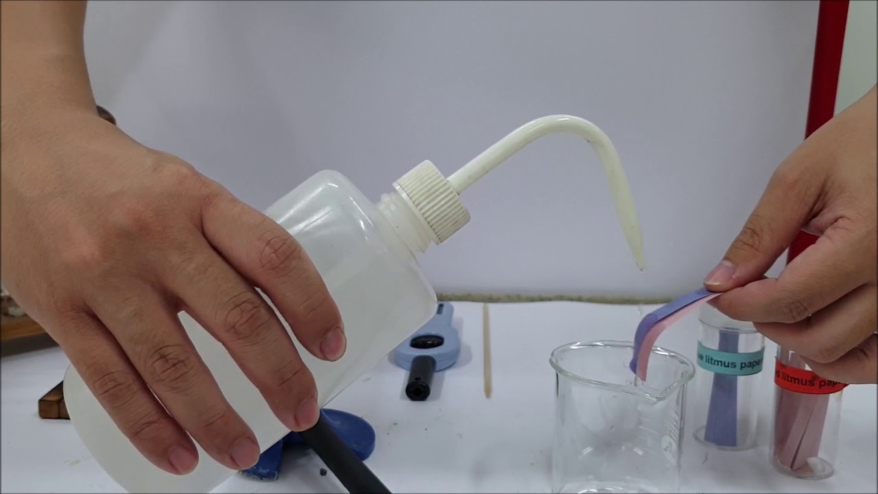 QA Lab Practical – Heating calcium nitrate (Decomposition)