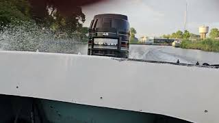 Mercury classic fifty 45 hp two stroke outboard, full throttle sound