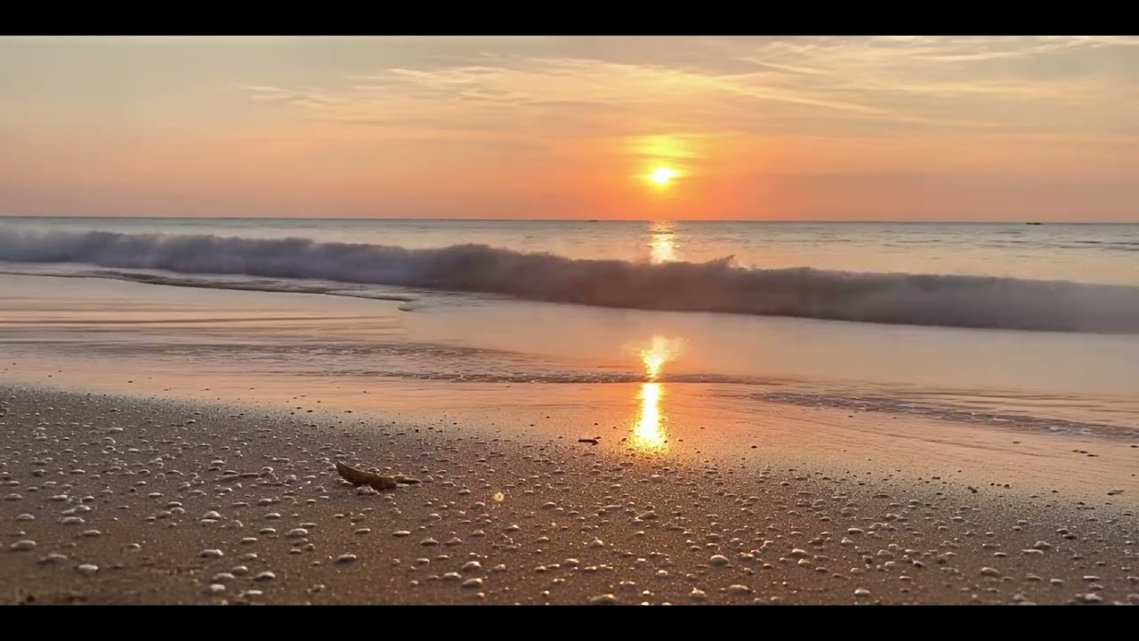 Relaxing Beach Waves 🌊 1 Hour 25 Minutes of Ocean Sounds for Sleep, Relaxation & Meditation