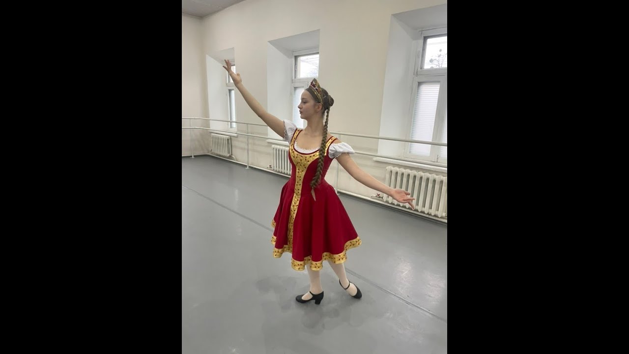 Русский костюм J 0397