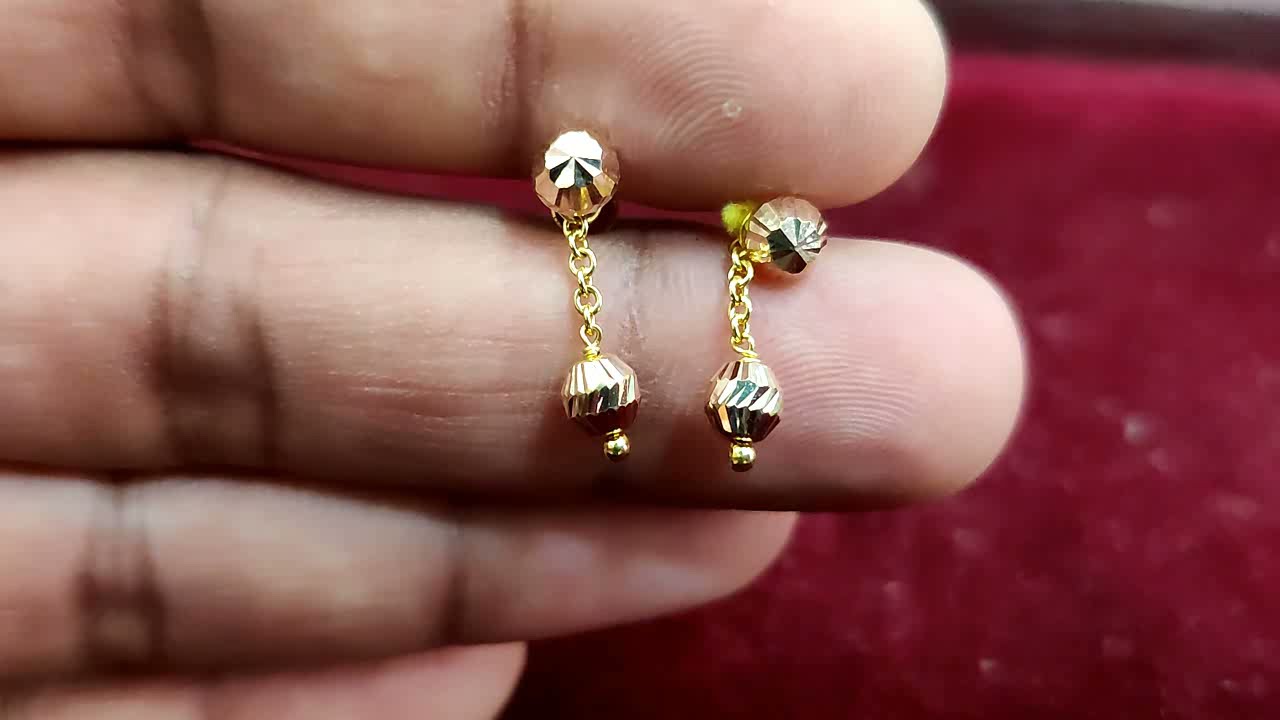 Gold polish ruby & gundu beads necklace set with earrings – House of Taamara
