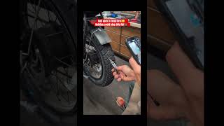 E-bike flat tire #ebikereview #ebikes #magicycle #sixthcitycycle