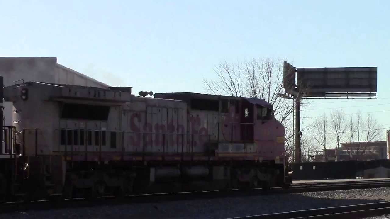 ULTRA RARE... NS 275 with ATSF, yes, ATSF 8-40CW LEADING at Spring 1/19 ...