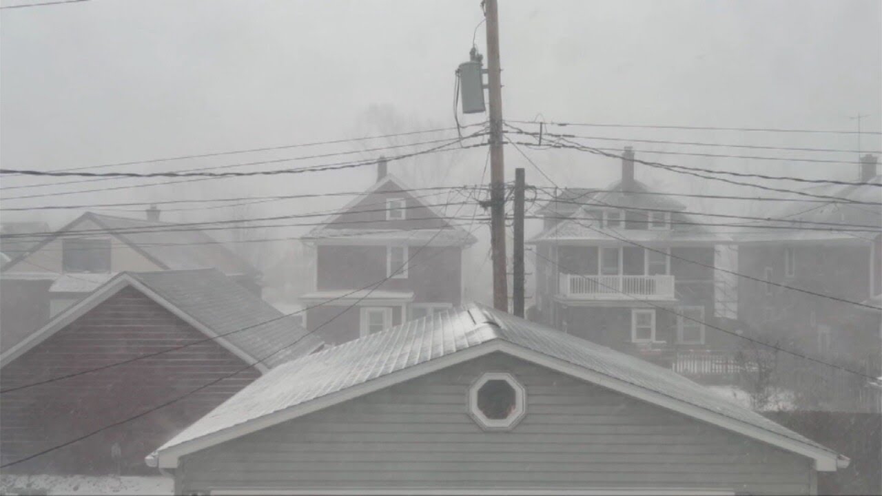 City of Buffalo prepares for second round of lake effect snow - YouTube