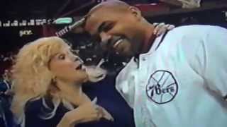 Charles Barkley Kissed By Morganna The Kissing Bandit 76ers